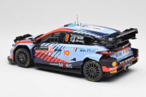Hyundai i20 N Rally1 WRC #8 O. Tänak / M. Järveoja Rally Monte Carlo Night Version 2024 IXO 1:18 18RMC195 Metall — bild 5 av 6