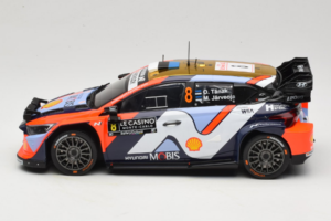 Hyundai i20 N WRC #16 A. Fourmaux / A. Coria Rally Monte Carlo Night Version 2025 IXO 1:18 18RMC230B Metall — bild 3 av 6