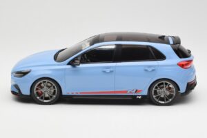 Hyundai i30 N Ljusblå MCG 1:18 MCG18503 Metall — bild 3 av 6