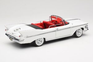 Imperial Crown Cabriolet Vit Road Signature 1:18 20138 Metall — bild 3 av 8
