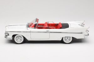 Imperial Crown Cabriolet Vit Road Signature 1:18 20138 Metall — bild 4 av 8