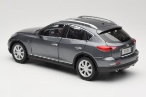 Infiniti EX25 J50 Grey Metallic Paudi 1:18 81L0049 Metall — bild 7 av 8