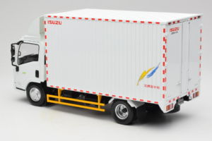Isuzu Gulf Truck OEM 1:18 ISUZU001 Metall — bild 5 av 8