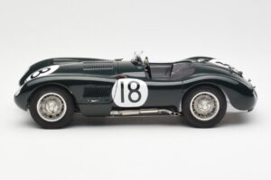 Jaguar C-Type #18 T. Rolt / D. Hamilton 24 Hours of Le Mans Winner 1953 CMC 1:18 M-195 Metall — bild 3 av 6