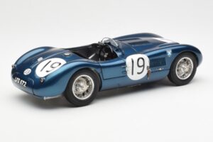 Jaguar C-Type #19 J. Stewart Ecurie Ecosse Goodwood Members Meeting 1954 CMC 1:18 M-192 Metall — bild 2 av 6