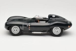 Jaguar D-Type Short Nose Grön AUTOart 1:18 73561 Metall — bild 3 av 6
