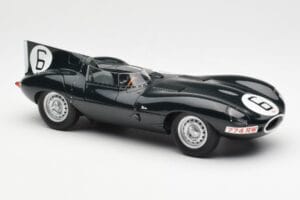 Jaguar D-Type #6 M. Hawthorn / I. Bueb Team Jaguar Cars Ltd 24 Hours of Le Mans 1955 AUTOart 1:18 85586 Metall — bild 4 av 6