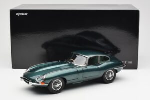 Jaguar E-Type 3.8 Series 1 Mörkgrön Kyosho 1:18 08954DG Metall — bild 8 av 8