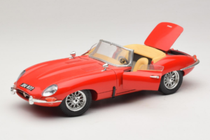 Jaguar E-Type Series 1 Cabriolet Röd Bburago 1:18 3038 Metall — bild 2 av 8