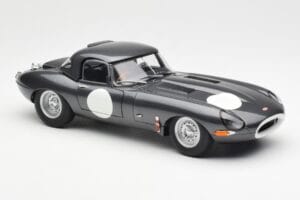Jaguar E-Type Series 1 Coupe Lightweight Mörkgrå AUTOart 1:18 73647 Metall — bild 6 av 8