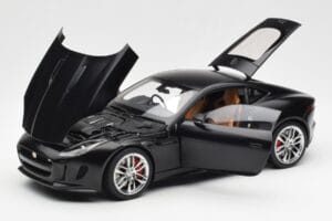 Jaguar F-Type R X152 Matt Svart AUTOart 1:18 73652 Komposit — bild 2 av 8