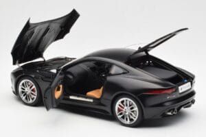 Jaguar F-Type R X152 Matt Svart AUTOart 1:18 73652 Komposit — bild 5 av 8