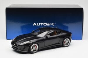 Jaguar F-Type R X152 Matt Svart AUTOart 1:18 73652 Komposit — bild 8 av 8