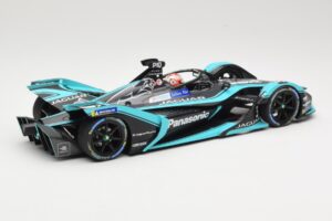 Jaguar I-Type 3 Panasonic Jaguar Racing #3 N. Piquet Jr. Formula E Season 5 2019 Minichamps 1:18 114180003 Metall — bild 2 av 6
