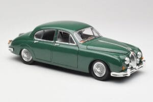 Jaguar Mark II British Racing Grön & Blå Interiör Maisto 1:18 59001 Metall — bild 6 av 8