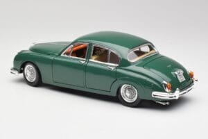 Jaguar Mk II British Racing Grön Maisto 1:18 50287 Metall — bild 7 av 8