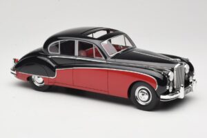 Jaguar Mk VIII Svart & Mörkröd BoS Models 1:18 BOS408 Resin — bild 4 av 6