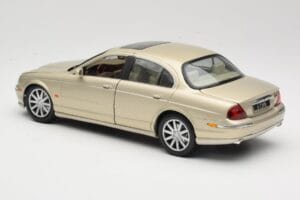 Jaguar S-Type X200 Brons Maisto 1:18 50332 Metall — bild 7 av 8