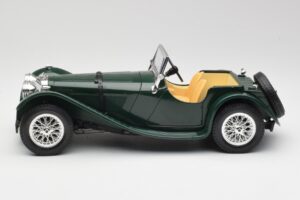 Jaguar SS 100 Roadster Grön Bburago 1:18 3006 Metall — bild 4 av 8