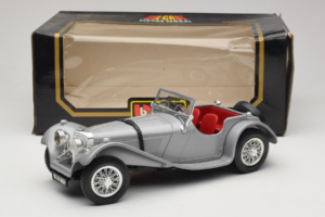 Jaguar SS100 Silver Bburago 1:18 3006-M2 Metall — bild 6 av 6