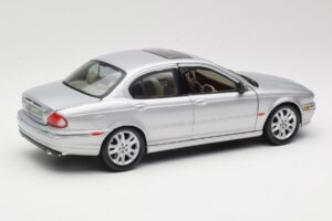 Jaguar X-Type Silver Maisto 1:18 7271328 Metall — bild 3 av 8