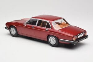Jaguar XJ Series III Metallic Dark Red MCG 1:18 MCG18176 Metall — bild 5 av 6