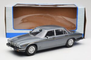 Jaguar XJ Series III Metallic Grey MCG 1:18 MCG18177 Metall — bild 6 av 6
