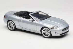 Jaguar XK X150 Cabriolet Silver Minichamps 1:18 153130533 Metall — bild 6 av 8