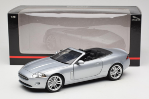 Jaguar XK X150 Cabriolet Silver Minichamps 1:18 153130533 Metall — bild 8 av 8