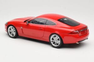 Jaguar XK X150 Röd Minichamps 1:18 150130503 Metall — bild 7 av 8