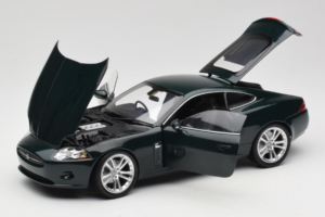Jaguar XK X150 Grön Minichamps 1:18 153130503 Metall — bild 2 av 8