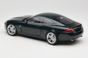 Jaguar XK X150 Grön Minichamps 1:18 153130503 Metall — bild 7 av 8