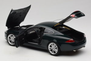 Jaguar XK X150 Grön Minichamps 1:18 153130503 Metall — bild 5 av 8