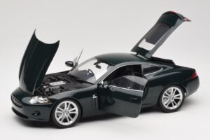 Jaguar XK X150 Coupe Grön Minichamps 1:18 150130501 Metall — bild 2 av 8