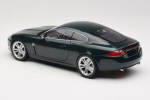Jaguar XK X150 Coupe Grön Minichamps 1:18 150130501 Metall — bild 7 av 8