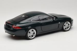 Jaguar XK X150 Grön Minichamps 1:18 150130500 Metall — bild 3 av 8