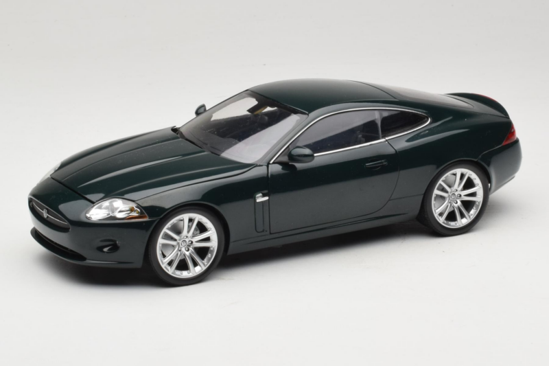 Jaguar XK X150 Grön Minichamps 1:18 150130500 Metall