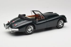 Jaguar XK140 Drophead Coupe Svart Sun Star 1:18 2802 Metall — bild 3 av 8
