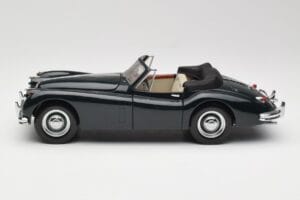 Jaguar XK140 Drophead Coupe Svart Sun Star 1:18 2802 Metall — bild 4 av 8