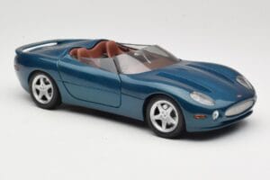 Jaguar XK180 Grön Maisto 1:18 50337 Metall — bild 6 av 8