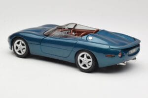 Jaguar XK180 Grön Maisto 1:18 50337 Metall — bild 7 av 8