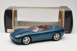 Jaguar XK180 Grön Maisto 1:18 50337 Metall — bild 8 av 8