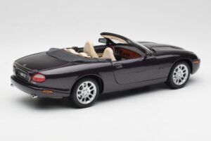 Jaguar XKR X100 Cabriolet Grå Maisto 1:18 50331 Metall — bild 3 av 8