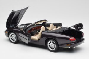 Jaguar XKR X100 Cabriolet Grå Maisto 1:18 50331 Metall — bild 5 av 8
