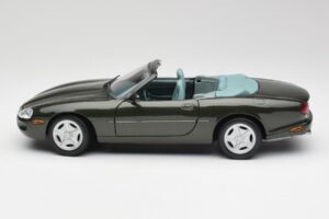 Jaguar XKR X100 Cabriolet Grön Maisto 1:18 37800-M1 Metall — bild 4 av 8