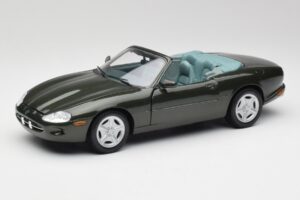 Jaguar XKR X100 Cabriolet Grön Maisto 1:18 37800-M1 Metall