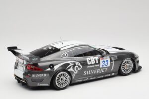 Jaguar XKR GT3 Quaife #33 P. Hall FIA GT3 Championship 2008 Minichamps 1:18 150081333 Metall — bild 2 av 6