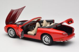 Jaguar XKR X100 Röd Maisto 1:18 50330 Metall — bild 5 av 8