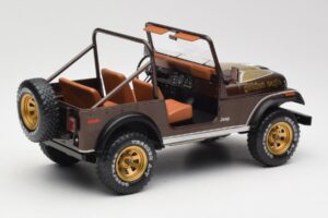 Jeep CJ-7 Golden Eagle Grön MCG 1:18 MCG18109 Metall — bild 2 av 6