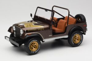 Jeep CJ-7 Golden Eagle Grön MCG 1:18 MCG18109 Metall